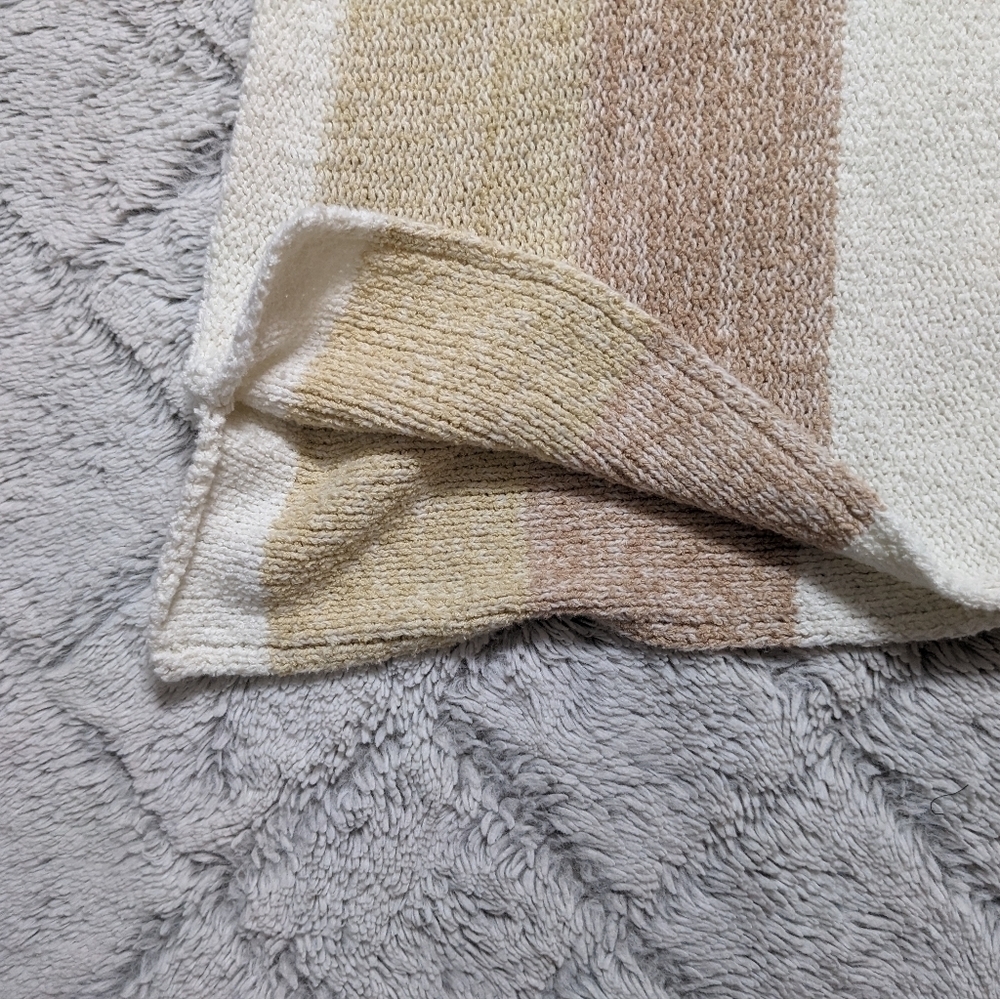 BKE Sweater Women's Small Cream Yellow Striped Knit Boxy Textured Pullover  - Picture 7 of 7